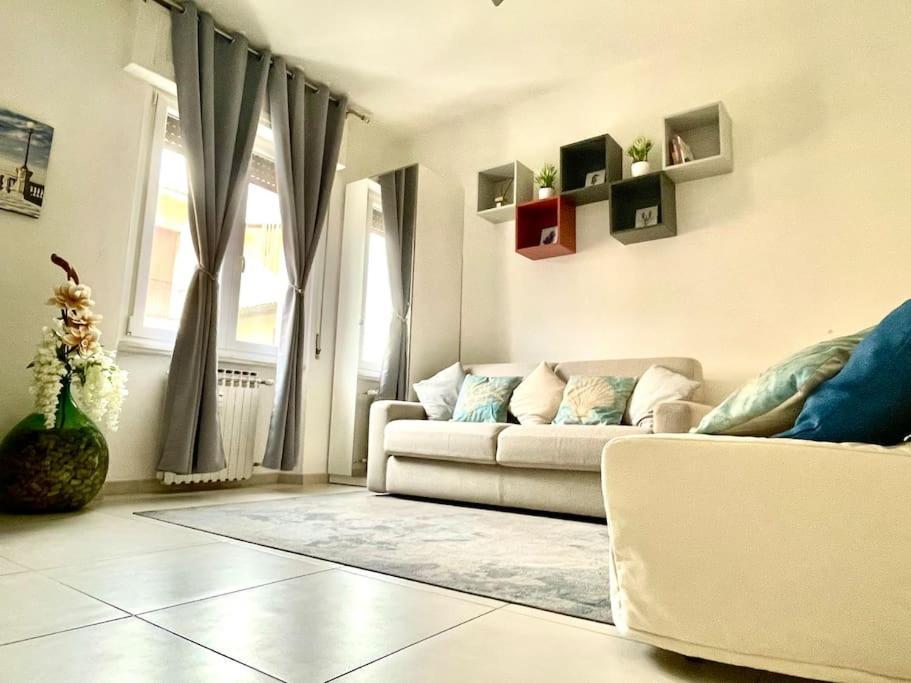 La Venezia'S Studio Flat リヴォルノ エクステリア 写真