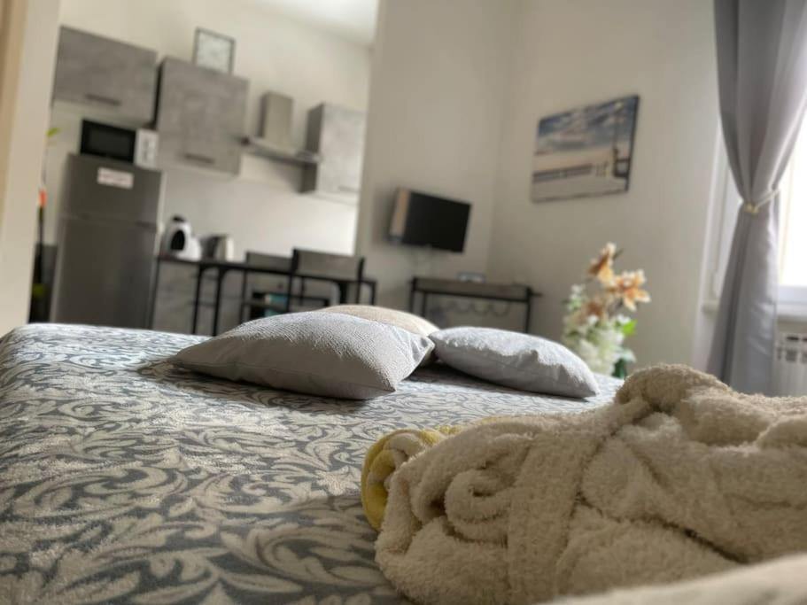 La Venezia'S Studio Flat リヴォルノ エクステリア 写真