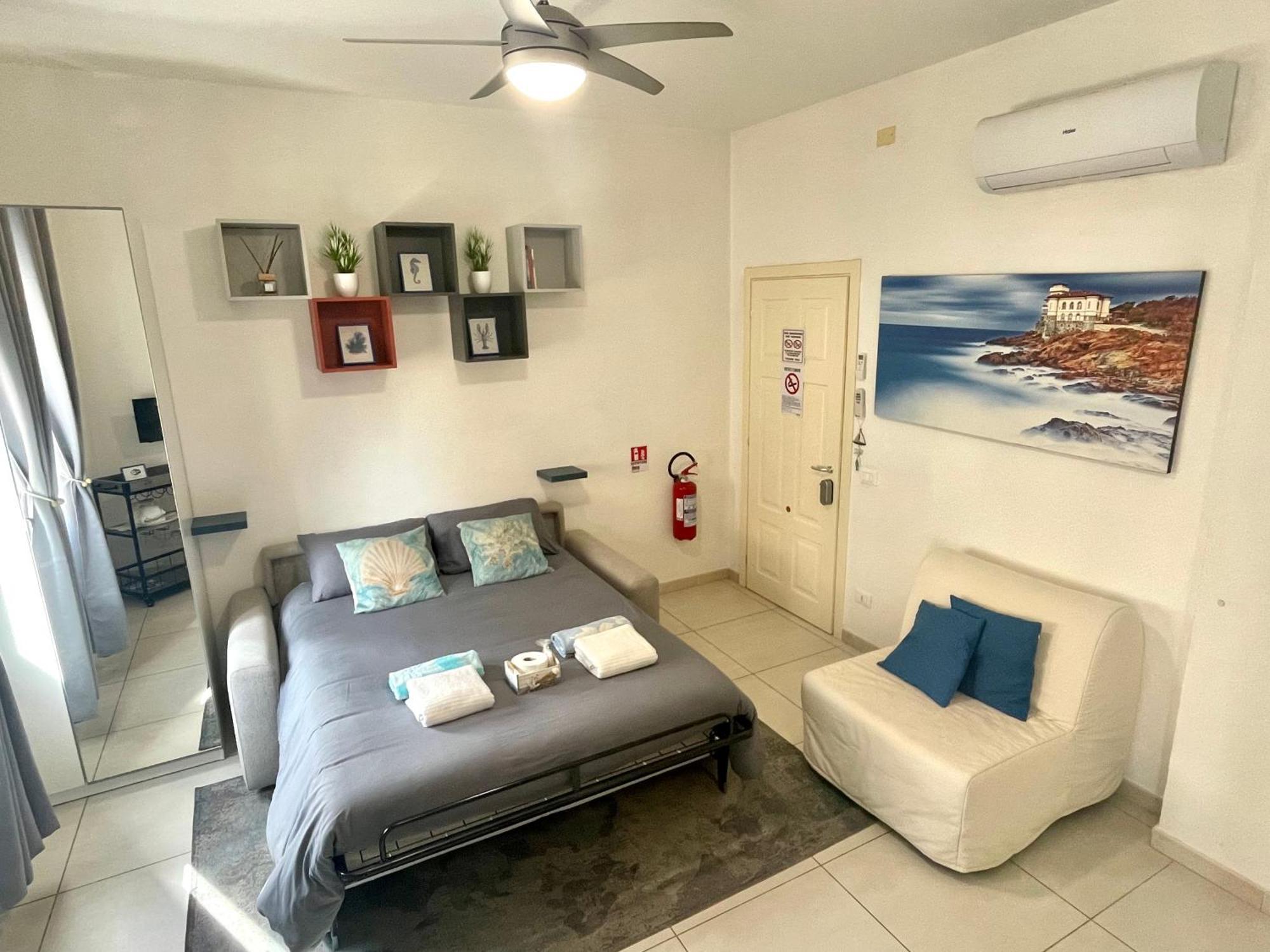 La Venezia'S Studio Flat リヴォルノ エクステリア 写真